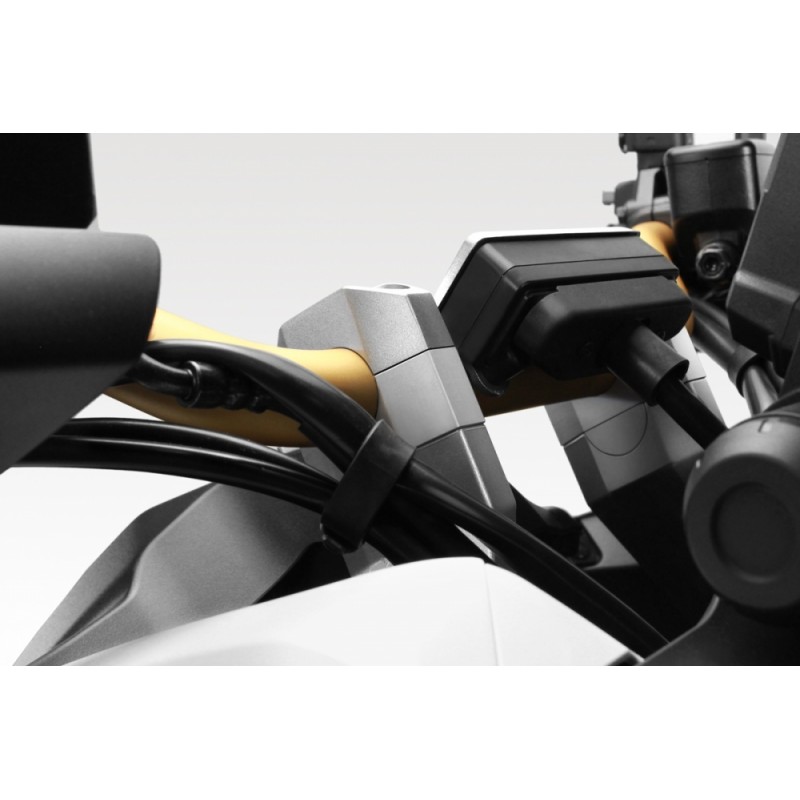 DPM handlebar risers for Honda XADV