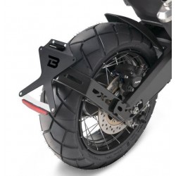 HX7104-21-SN + N1002 : Support de plaque déporté Barracuda 2021 Honda X-ADV 750